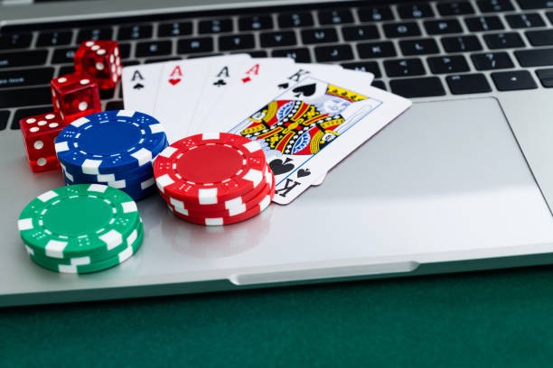 sjo77 mobile app interface showing slots and live casino options